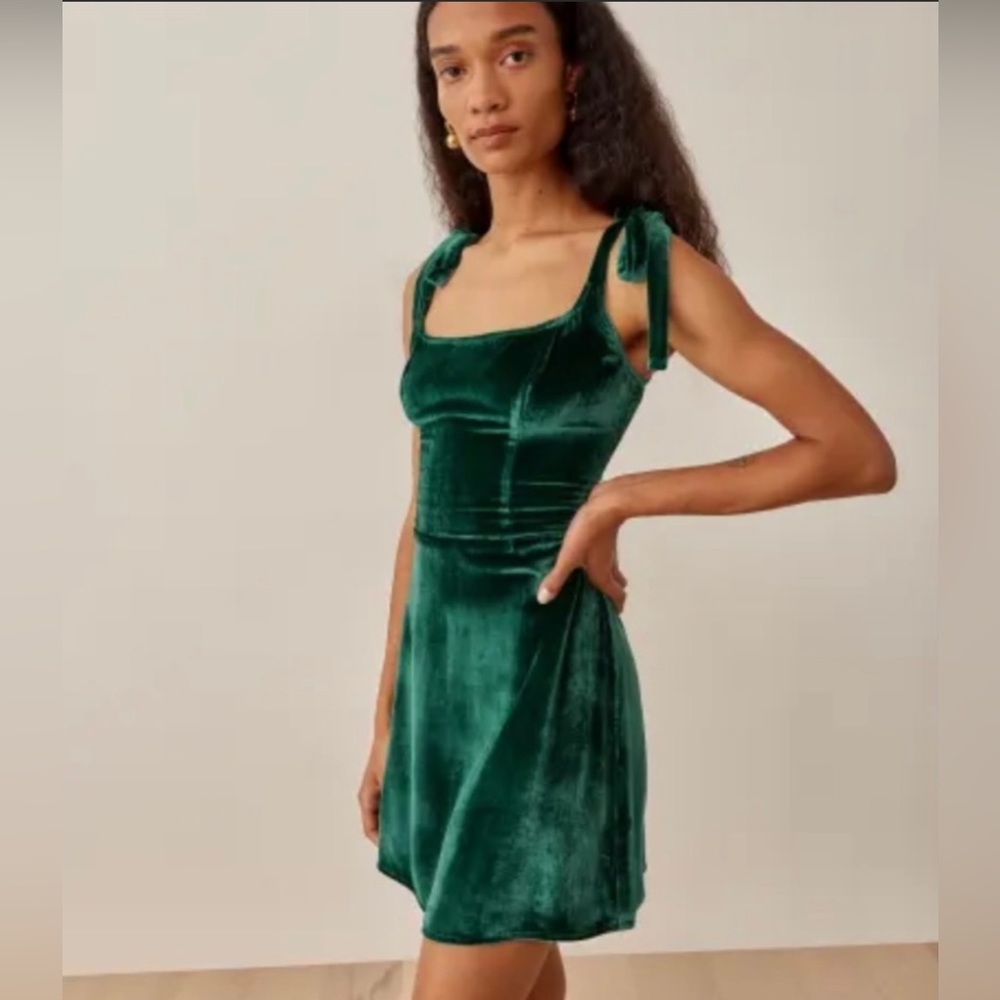 NWT Reformation Minna Velvet Dress in Emerald